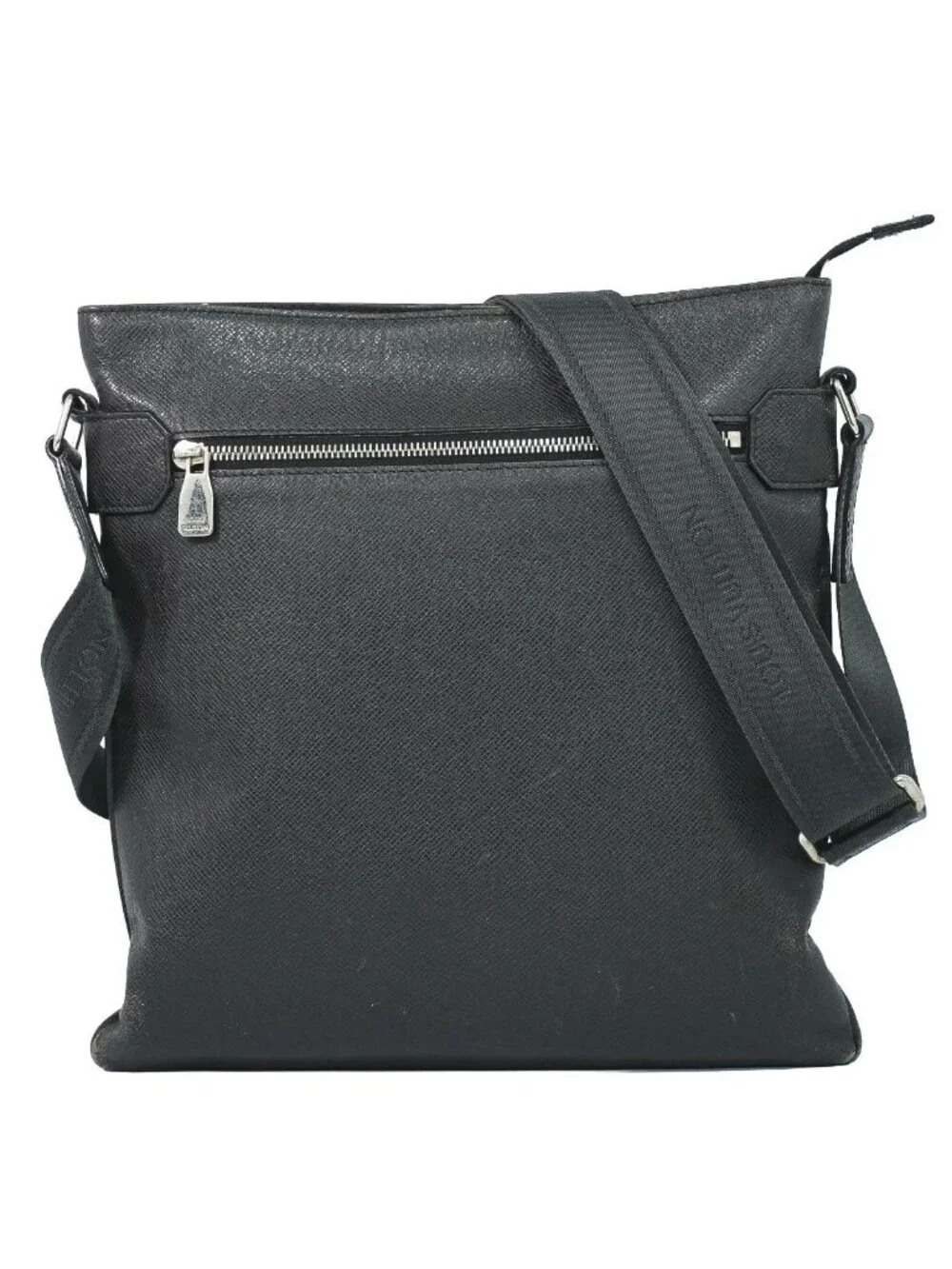Louis Vuitton LV Sasha Taiga Leather Shoulder Bag Pochette Ardoise Black Vintage